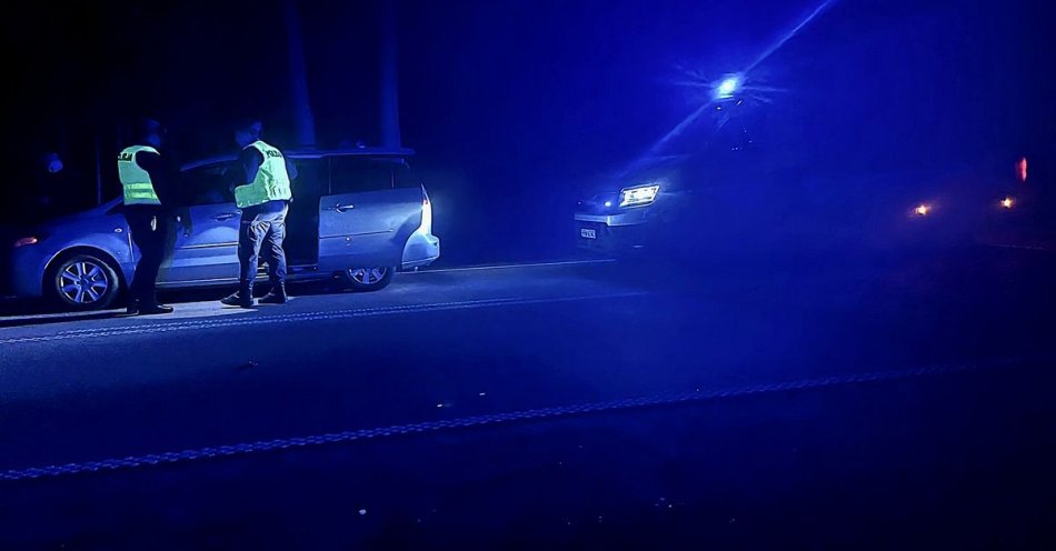 zdjęcie: Kolejni kurierzy przewożący migrantów zatrzymani / fot. KPP Hajnówka