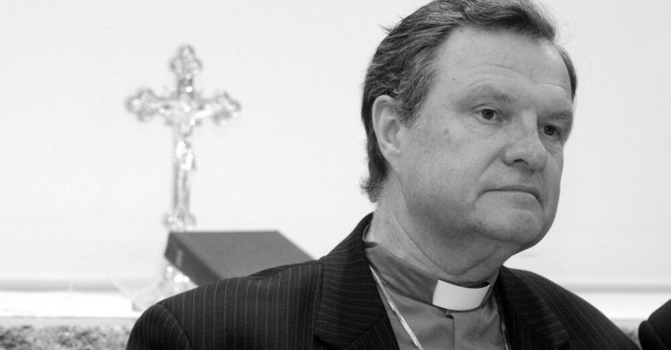 zdjęcie: Zmarł bp kościoła ewangelicko-augsburskiego Janusz Jagucki / fot. PAP
