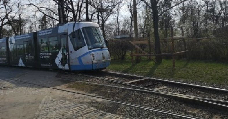 zdjęcie: Zmiana terminu rozpoczęcia przebudowy pętli na Osobowicach / fot. nadesłane