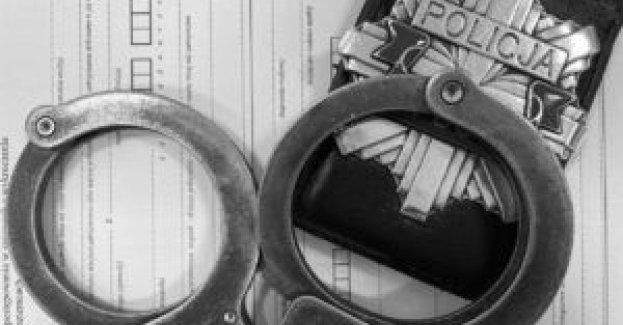 Ukradł artykuły przemysłowe, miał narkotyki i był poszukiwany- został zatrzymany przez policjantów