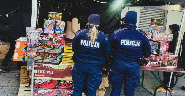Policja kontroluje sprzedaż fajerwerków przed Sylwestrem