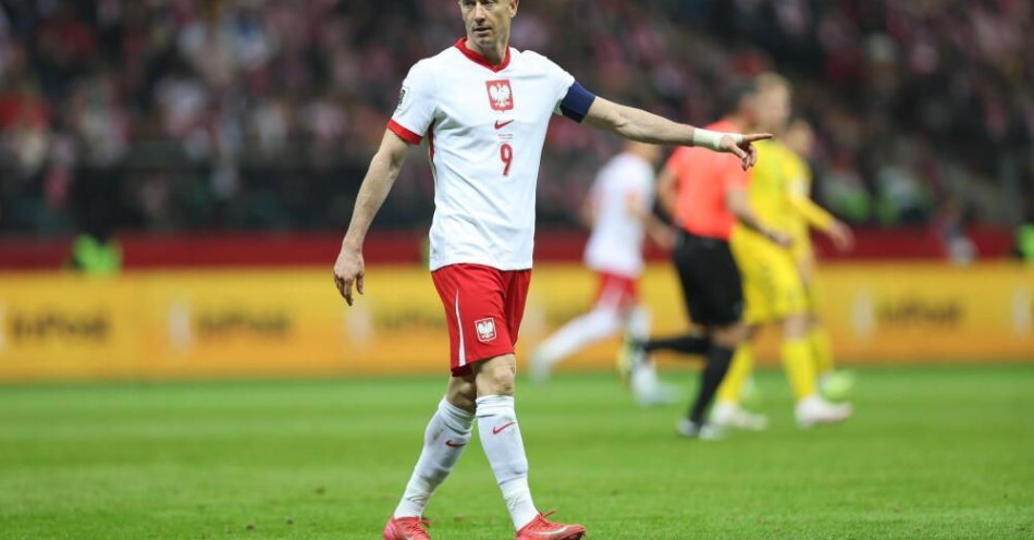 zdjęcie: Lewandowski wraca jako kapitan, niespodzianki w kadrze Urbana / fot. PAP
