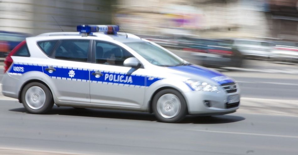 zdjęcie: W 2022 r. blisko 8,7 tys. interwencji policji i straży miejskiej dzięki systemowi monitoringu / fot. PAP