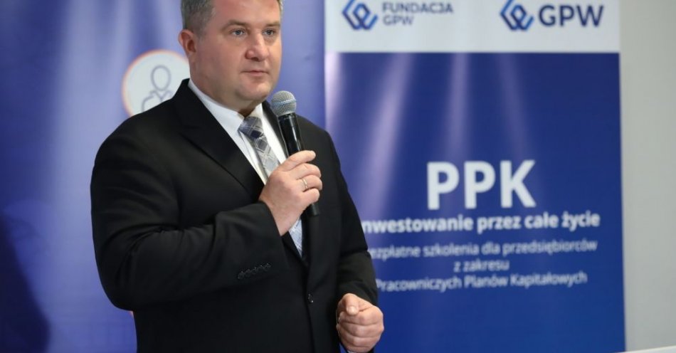 zdjęcie: Już 2,52 mln osób korzysta z Pracowniczych Planów Kapitałowych / fot. PAP