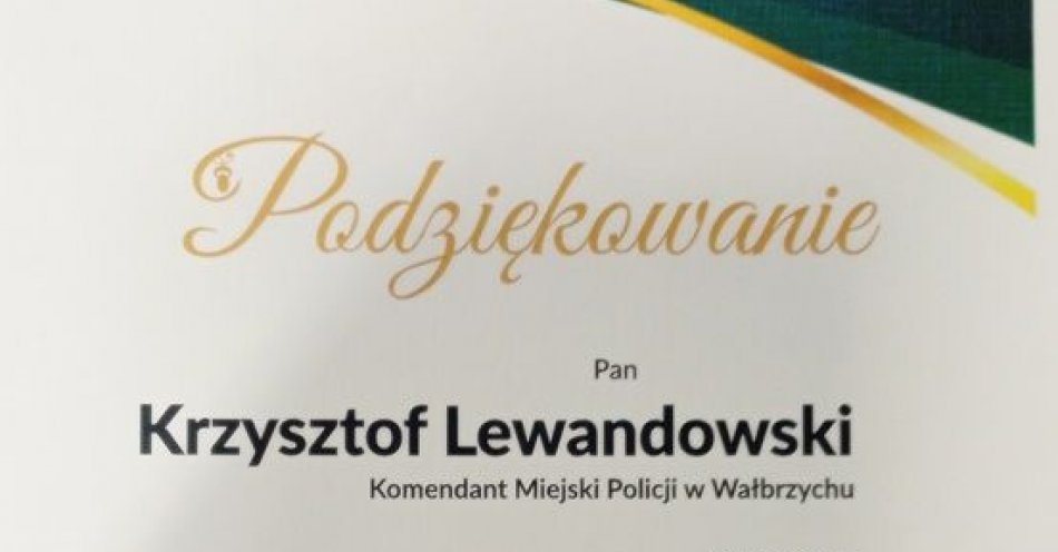 zdjęcie: Prezydent Wałbrzycha podziękował wałbrzyskim policjantom za wparcie działań związanych z bezpieczeństwem przy budowie obwodnicy / fot. KMP w Wałbrzychu