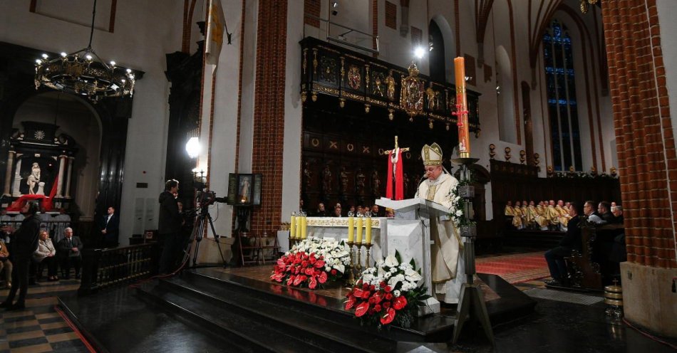 zdjęcie: Chrzest Mieszka stał się początkiem polskiego państwa i Kościoła / fot. PAP