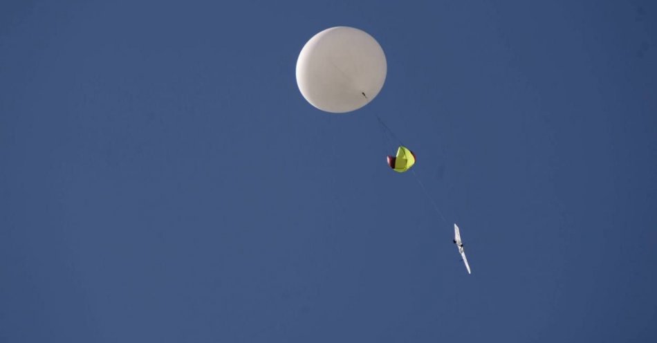 zdjęcie: Testowy balon stratosferyczny wystartował z Otwocka (wideo) / fot. PAP