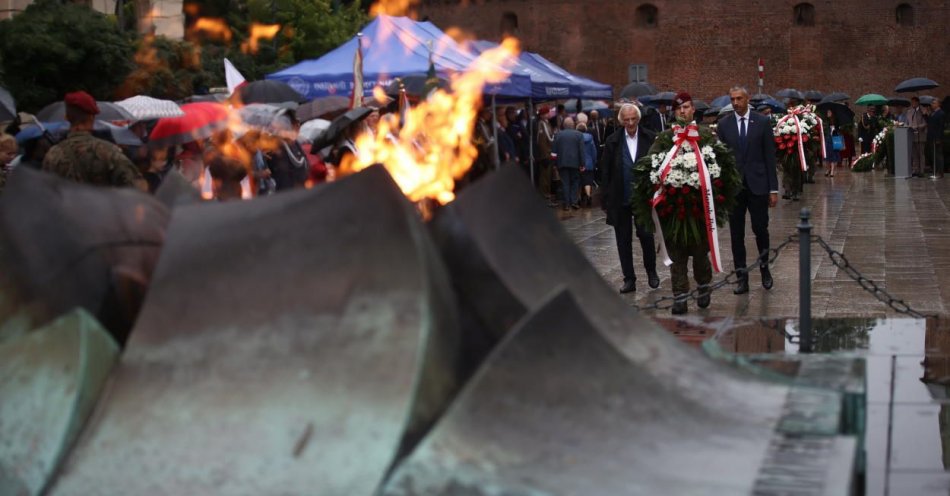 zdjęcie: Upamiętniono 79. rocznicę wybuchu Powstania Warszawskiego / fot. PAP