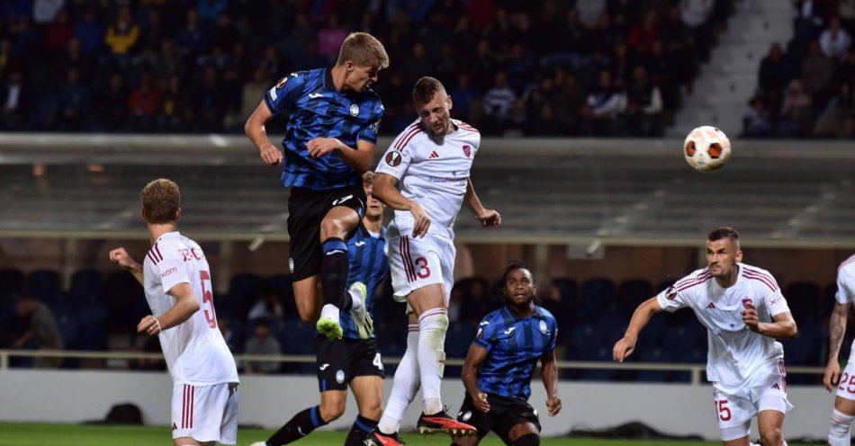 zdjęcie: Piłkarze Rakowa Częstochowa przegrali w Bergamo z Atalantą 0:2 / fot. PAP