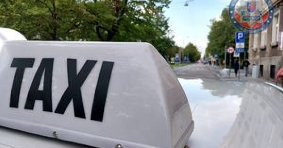 zdjęcie: Kierował taxi pod wpływem narkotyków – nieodpowiedzialną jazdę przerwali szczecińscy wywiadowcy / fot. KMP w Szczecinie