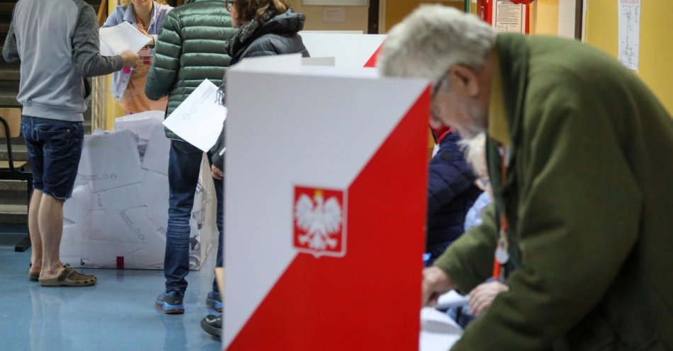 zdjęcie: 40,91 proc.; wynik referendum nie jest wiążący / fot. PAP