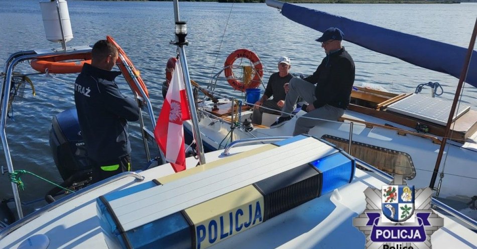 zdjęcie: Sezon polickich wodniaków zakończony / fot. KPP w Policach