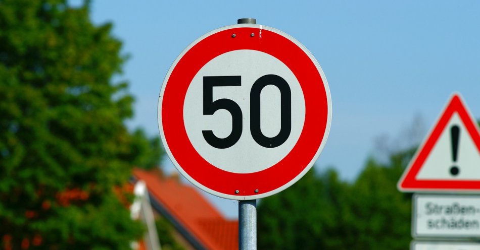 zdjęcie: 21-latek przekroczył prędkość o ponad 50/km – został ukarany / pixabay/3555701