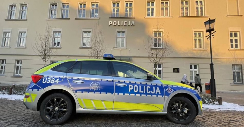 zdjęcie: Skoda Scala już patroluje drogi powiatu / fot. KPP Gniezno