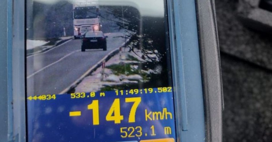 zdjęcie: Nietrzeźwy kierowca BMW jechał z prędkością 147 km/h w obszarze zabudowanym / fot. KPP Puławy