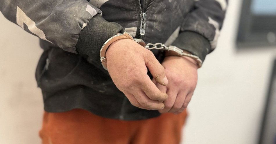 zdjęcie: Sławno dzielnicowi zatrzymali poszukiwanego mężczyznę / fot. KPP w Sławnie