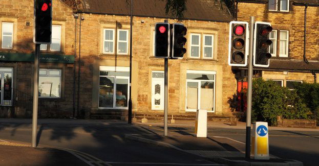 Apelujemy do pieszych i kierujących o ostrożność na drodze i dbanie o wzajemne bezpieczeństwo!
