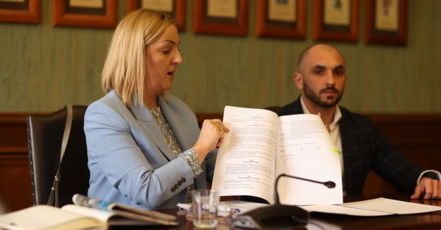 Pociągiem na Urbancard? Wrocław podpisał umowę