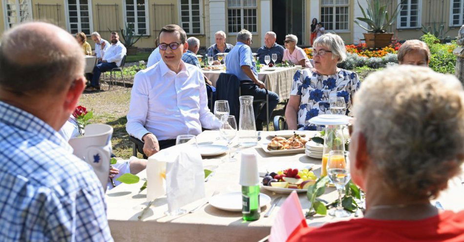 zdjęcie: Trzeba pamiętać, jak wyglądała polityka senioralna w darwinowskich latach liberałów Tuska / fot. PAP