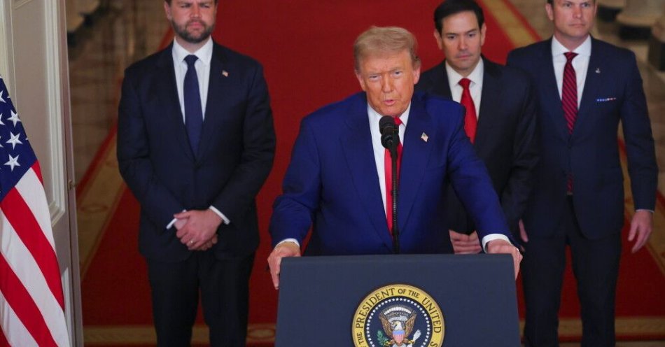 zdjęcie: USA zbombardowały trzy irańskie obiekty atomowe / fot. PAP