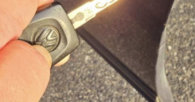 Klienci zatrzymali nietrzeźwą kierującą vw polo w Elblągu