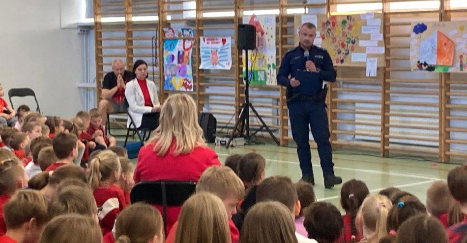 zdjęcie: Finał kampanii Dzieciństwo bez Przemocy w Wieliczce / fot. KMP w Wieliczce