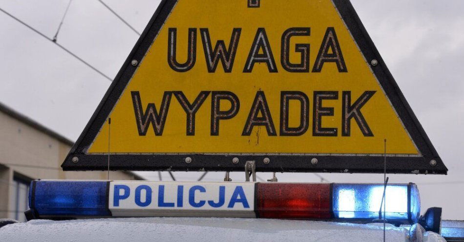 zdjęcie: 11 osób poszkodowanych wskutek zderzenia tramwajów w Toruniu / fot. PAP