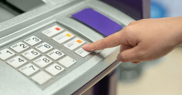 Trzech 17-latków z zarzutami oszustwa metodą na blik