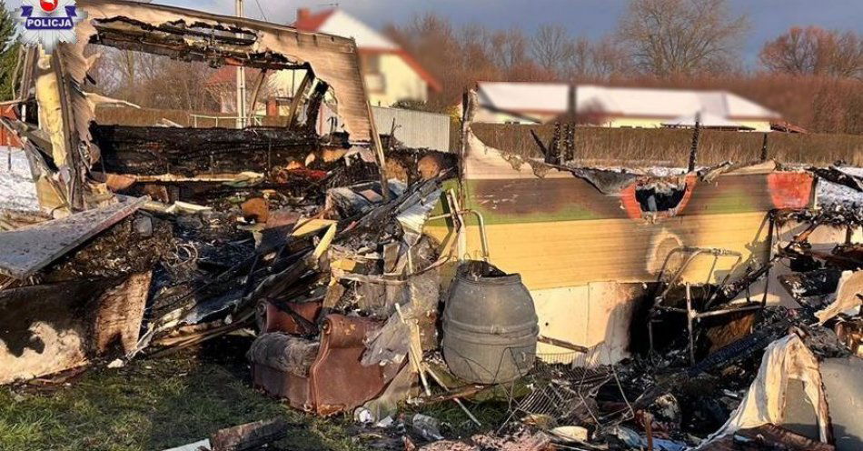 zdjęcie: Pożar przyczepy. Nie żyje 70-latek / fot. KPP Świdnik