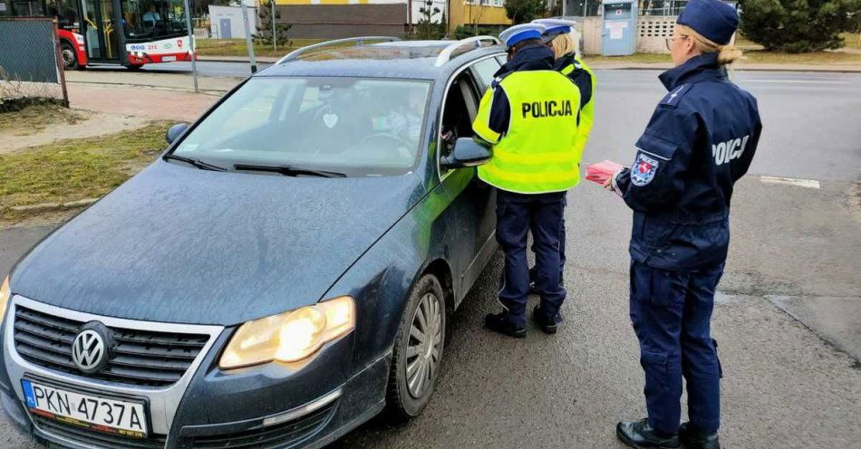 zdjęcie: Apteczki samochodowe - nieobowiązkowe, ale potrzebne! / fot. KMP w Koninie