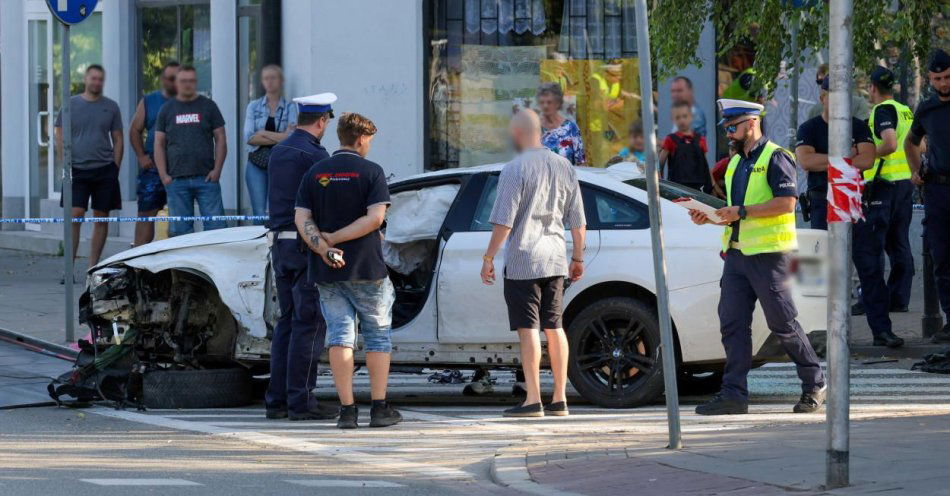 zdjęcie: Zarzut kierowania pod wpływem kokainy dla adwokata uczestniczącego w wypadku na Puławskiej / fot. PAP