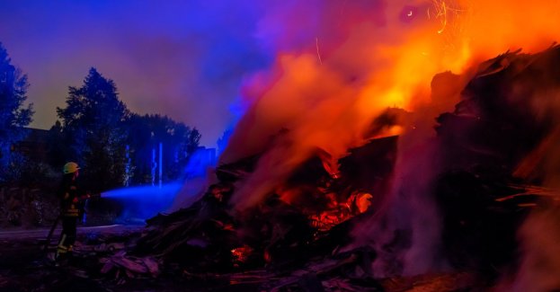 W nocnym pożarze zginęła jedna osoba, kolejna jest ranna
