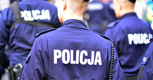 Były podstawy do postawienia zarzutów policjantowi z Hajnówki