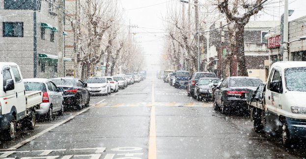 IMGW ostrzega przed marznącymi opadami i oblodzeniem