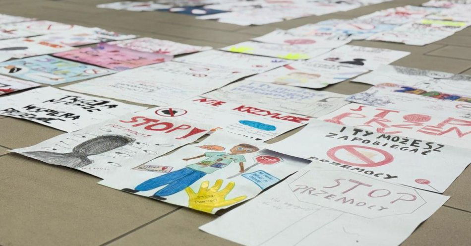 zdjęcie: Rozstrzygnięto konkurs I Ty możesz zapobiegać przemocy / fot. KPP Szamotuły