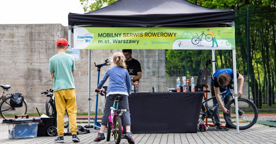 zdjęcie: Szkolne serwisy dla uczestników akcji Rowerowy Maj / fot. nadesłane