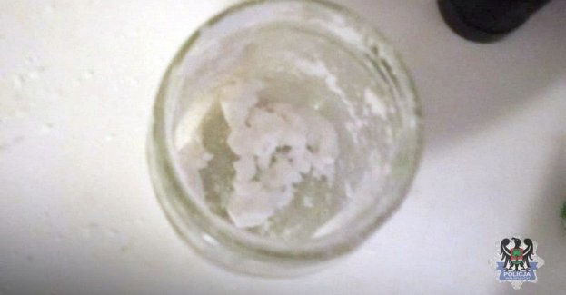 Z czarnego rynku ponownie znikają spore ilości amfetaminy. Dwie osoby zatrzymane