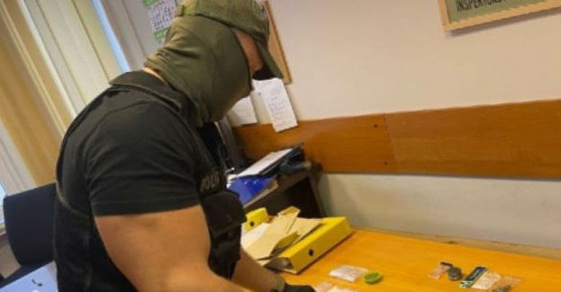 Kontrola drogowa zakończona zatrzymaniem kierowcy i pasażera