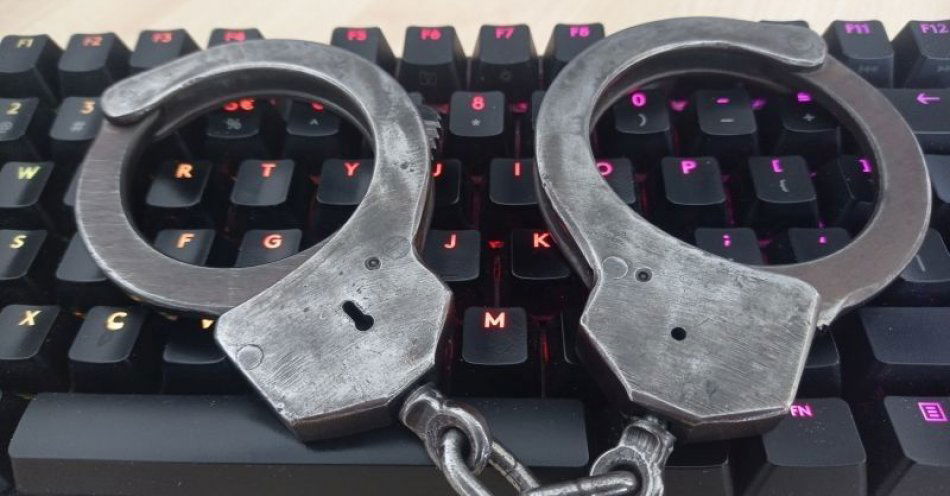 zdjęcie: Chciała zainwestować- straciła 90 tysięcy złotych / fot. KPP w Lwówku Śląskim