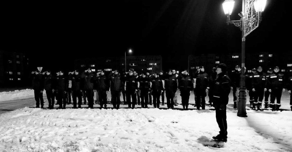 zdjęcie: Oddaliśmy hołd policjantom / fot. KPP w Strzelinie