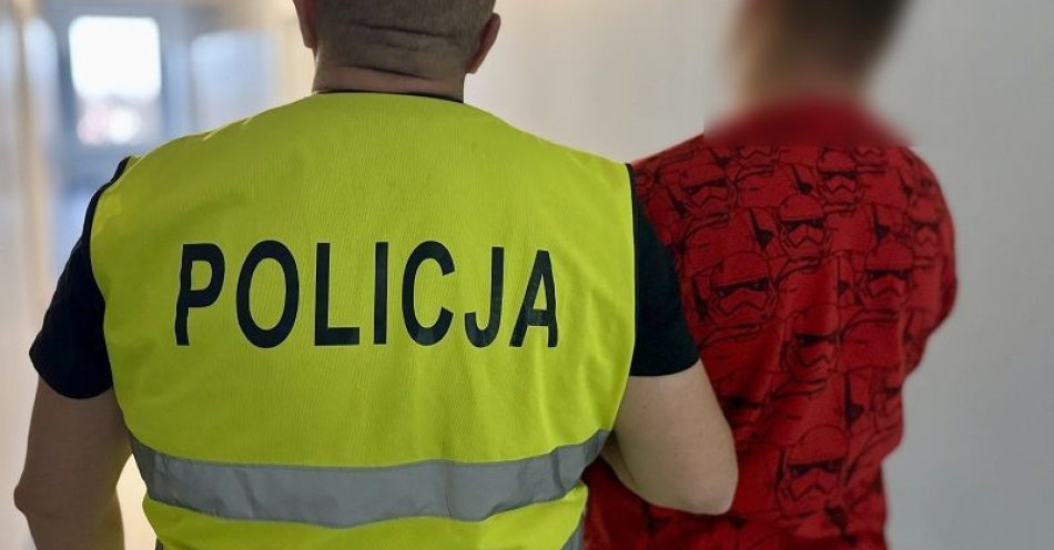 zdjęcie: Płacił cudzą kartą aż 30 razy. Ustalono sprawcę / fot. KPP w Tczewie