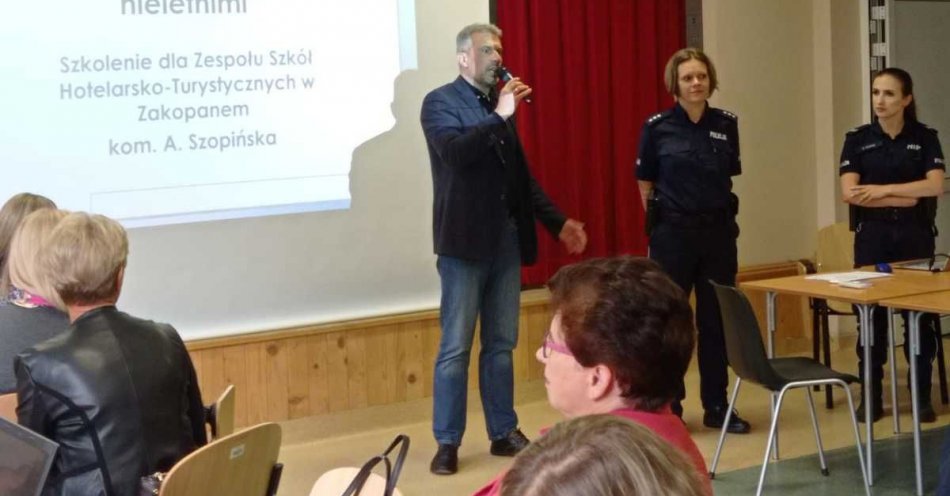 zdjęcie: Spotkanie z nauczycielami w Hotelarzu / fot. KMP w Zakopanem