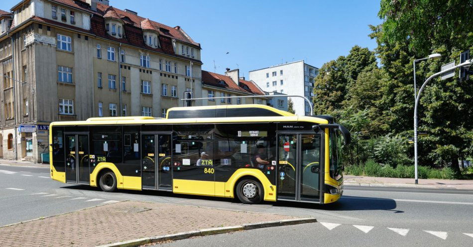 zdjęcie: Katowice inwestują w nowoczesne i ekologiczne autobusy / fot. nadesłane