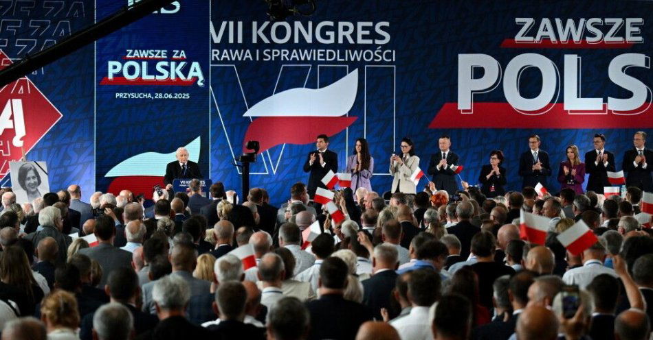 zdjęcie: Po wyborach parlamentarnych w 2023 r. w PiS nastąpiła ewolucyjna zmiana pokoleniowa / fot. PAP
