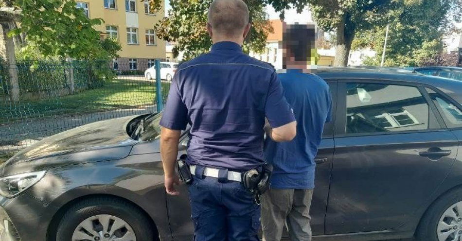 zdjęcie: Policjanci w trakcie działań „Prędkość” zatrzymali kierowcę Mercedesa, który prawdopodobnie był pod wpływem narkotyków oraz popełnił inne jeszcze prze / fot. KPP w Miliczu