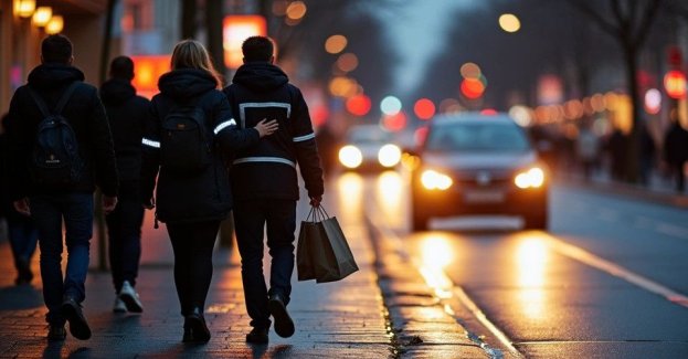Jeden odblask może uratować życie. Policja rozdaje odblaski