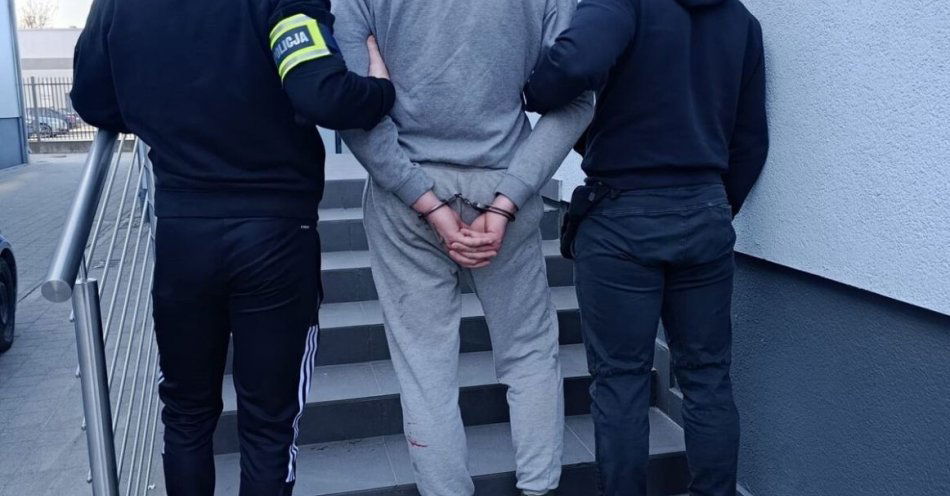 zdjęcie: Policja zatrzymała dwóch mężczyzn. Zabezpieczono narkotyki / fot. KPP Inowrocław