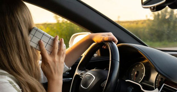 Czy używanie telefonu podczas jazdy jest bezpieczne ?