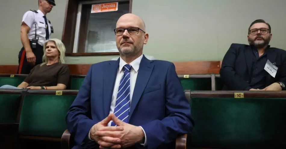 zdjęcie: Sejm wybrał Macieja Berka na sędziego Trybunału Konstytucyjnego / Warszawa, 04.09.2026. Kandydat na sędziego TK Maciej Berek na sali obrad Sejmu, 4 bm. W trzecim, ostatnim dniu posiedzenia izba ma m.in. dokonać wyboru nowego sędziego Trybunału Konstytucyjnego. (jm) PAP/Albert Zawada