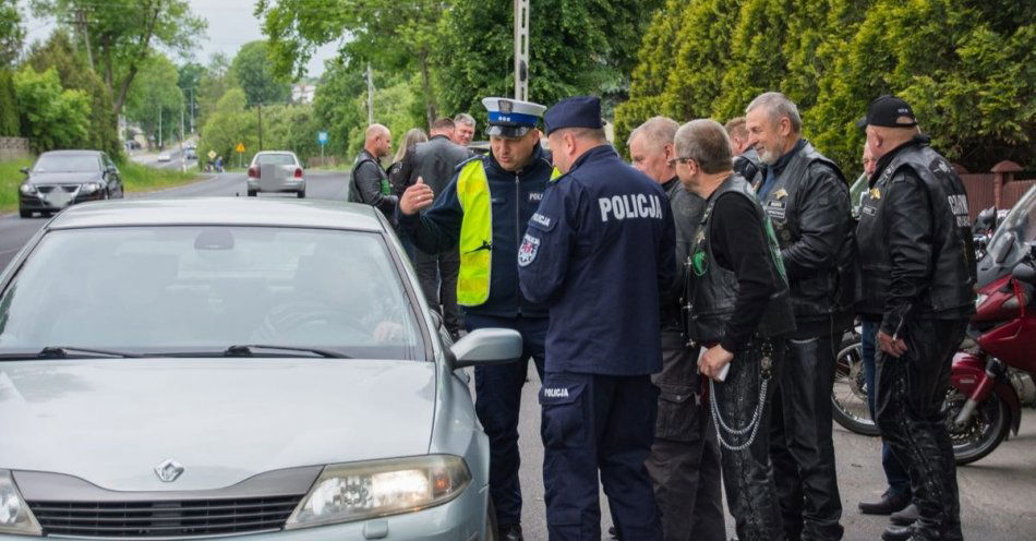 zdjęcie: Zmieścimy się wszyscy / fot. KPP w Radomsku